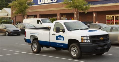 lowes truck rental rates.